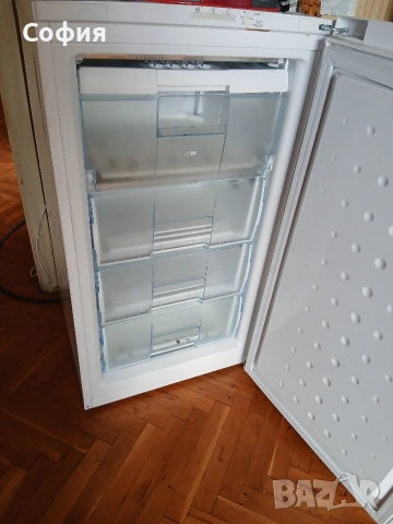 вертикален фризер beko, снимка 4 - Фризери - 54930748