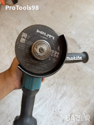 Makita DGA 511 безчетков ъглошлайф, снимка 6 - Ъглошлайфи - 55361227