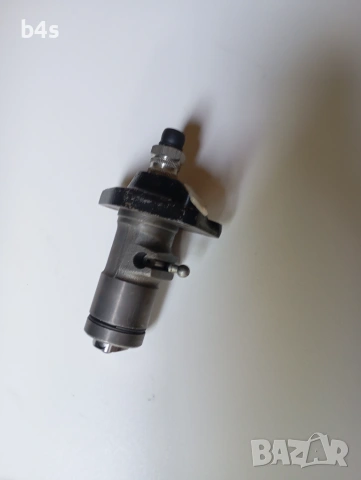 Помпа за двигател ACME ADN 45 Ruggerini ГНП BOSCH, снимка 2 - Селскостопанска техника - 55059160
