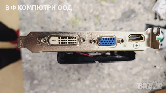 Видео карта GIGABYTE 1GB, снимка 2 - Видеокарти - 54187050