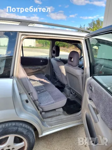 Mazda Premacy 2.0DTi, снимка 10 - Автомобили и джипове - 55417119