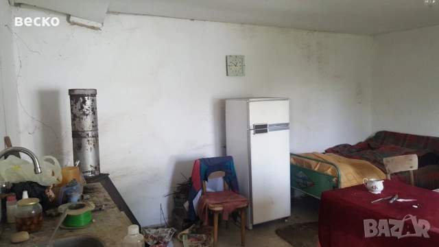 Продавам къща в село червенци, снимка 11 - Къщи - 55168150