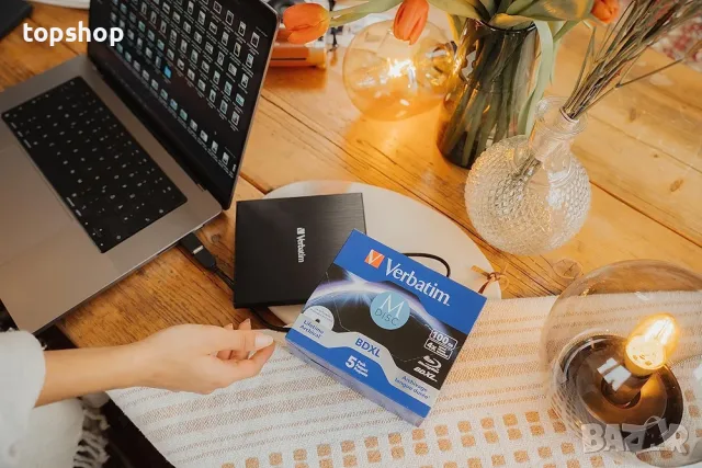 Чисто Нова Запечатана Премиум външна записвачка Verbatim External Slimline (USB-C / USB 3.2, метален, снимка 3 - Други - 55677358