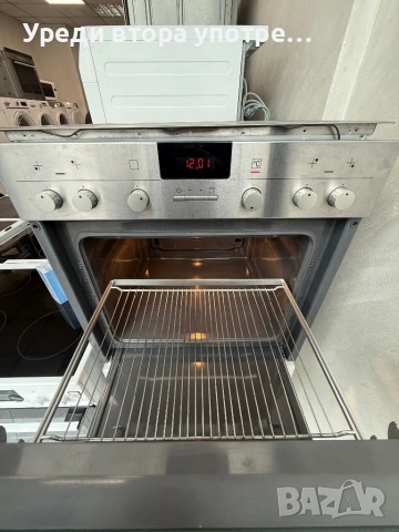 Иноксова фурна за вграждане с плот Siemens, снимка 2 - Печки, фурни - 54190638