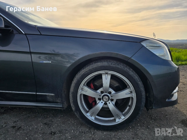 Калник ляв / десен OEM MERCEDES W212 E 350 CDI 4MATIC OM642 2011
