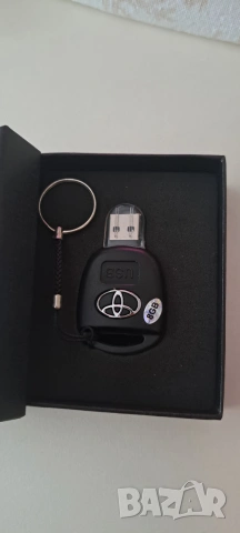 Флашка Тойота, снимка 2 - USB Flash памети - 55076530