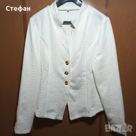 Нова бяла дамска жилетка за сезони пролет- есен