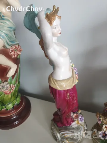 Meissen фигура 36см-1,4кг/еротика/Майсен порцеланова статуетка на момиче с цветя и шал, снимка 4 - Статуетки - 55606453