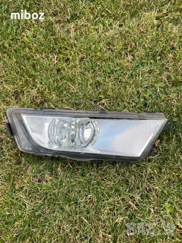 Фар за мъгла Шкода Октавия Skoda Octavia 3, снимка 2 - Части - 55159212