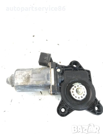 Мотор за заден десен прозорец за Mercedes S Class W220 (2000) 9654-104, 119654-104