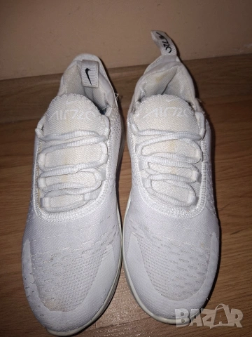 Бели маратонки Nike , снимка 4 - Маратонки - 55094311