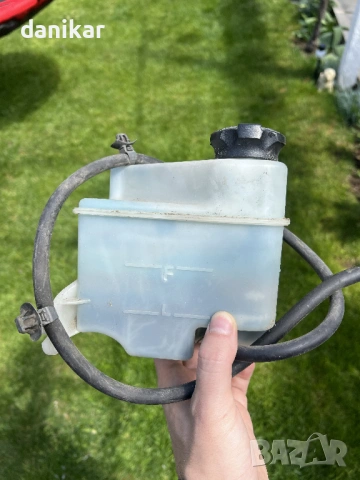 Казанче за антифриз Hyundai IX20, Kia Venga - 25430-1P000 