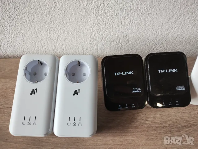 Mix power line wi-fi repeater Tp-link A1, снимка 2 - Мрежови адаптери - 55480537
