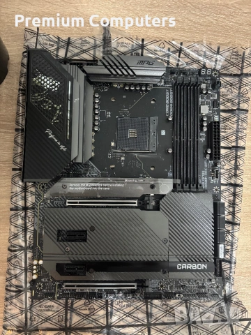 Дънна платка MSI MPG x570s Carbon WIFI DDR4 / AM4 - С ПРОБЛЕМ!, снимка 2 - Дънни платки - 54934681