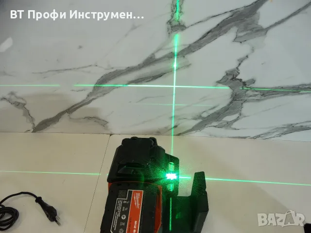 Резервиран Milwaukee M12 3PL - 3D зелен лазерен нивелир, снимка 7 - Измервателни инструменти - 55671237