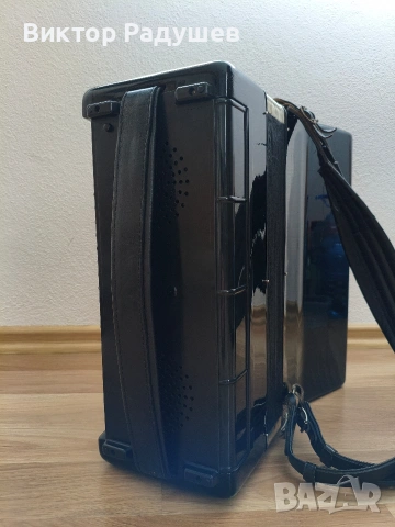 Акордеон Weltmeister seperato standard 72 баса , снимка 6 - Акордеони - 54180618