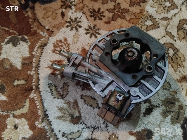 моно за Audi 80 B4, снимка 2 - Части - 54581413