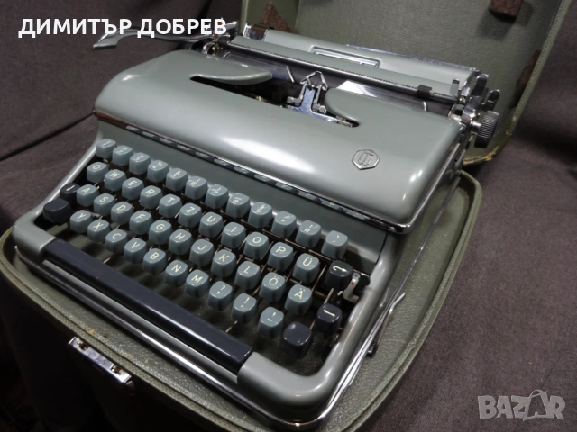СТАРА РЕТРО ПОРТАТИВНА ПИШЕЩА МАШИНА TORPEDO 18 GERMANY, снимка 3 - Антикварни и старинни предмети - 54098394