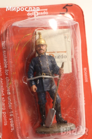 DEL PRADO ПОЖАРНА ПОЖАРНИКАР ВОЙНИК УНИФОРМА ФИГУРКА ЛОТ 2 БР., снимка 4 - Колекции - 54595833