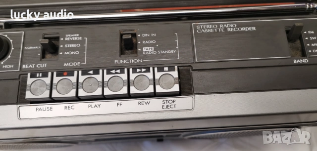 Касетофон JVC R 555L, снимка 9 - Радиокасетофони, транзистори - 54398004