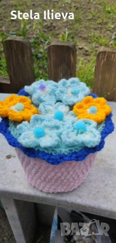 Ръчно Плетена фантазия, снимка 6 - Изкуствени цветя - 54307910