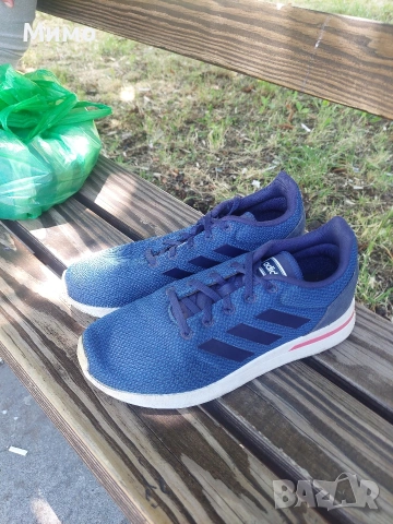 Маратонки adidas в отлично състояние № 39 1/3 , снимка 2 - Маратонки - 54997934