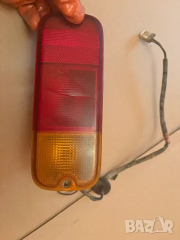 Заден десен стоп в броня  Suzuki Grand Vitara I 1998-2005 забележка
