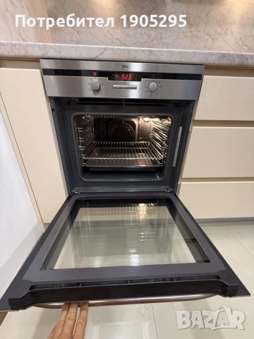 Продавам кухня 3,28м.  с фурна, плот и миялна AEG, хладилник Zanussi, аспиратор Teka, само за 1200€, снимка 2 - Кухни - 55216453