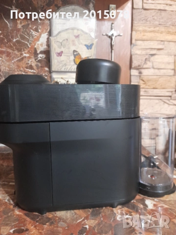 Кафе машина Nespresso - нова, за любители на кафе, снимка 2 - Кафемашини - 54697915