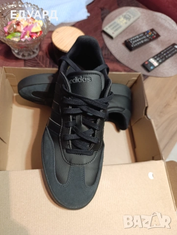 Продавам маратонки оригинал чиста кожа adidas barreda. , снимка 4 - Маратонки - 55186901