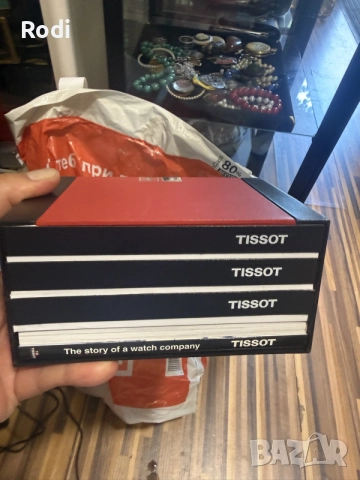 пригинална кутия за часовник Tissot нова, снимка 3 - Мъжки - 55350043