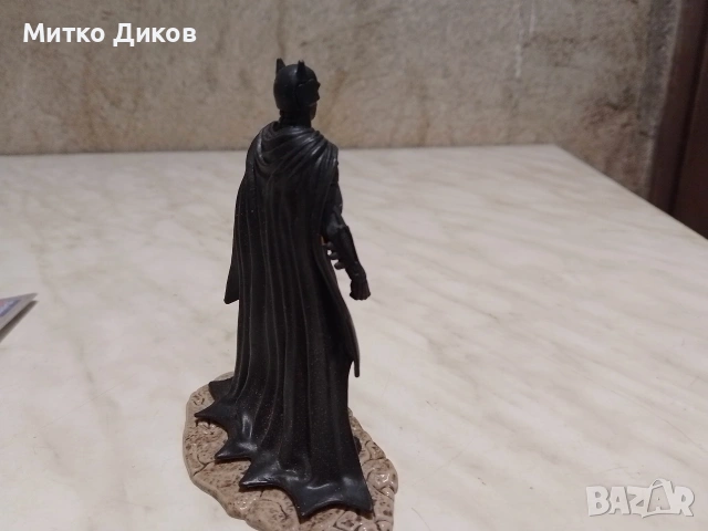 колекционерска фигурка на Батман от серията DC Comics на марката Schleich нова, снимка 2 - Други - 54641682