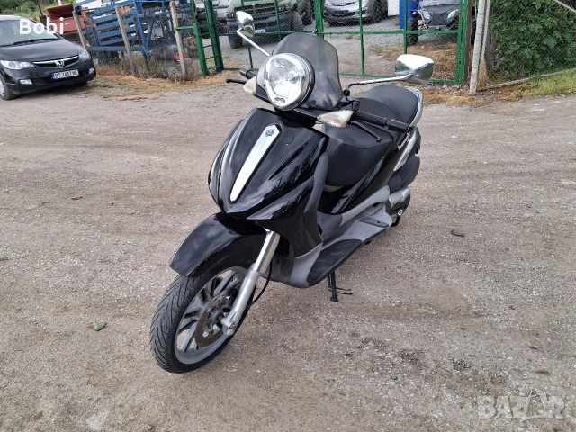 Скутер Piaggio Beverly 500, снимка 2 - Мотоциклети и мототехника - 54530919