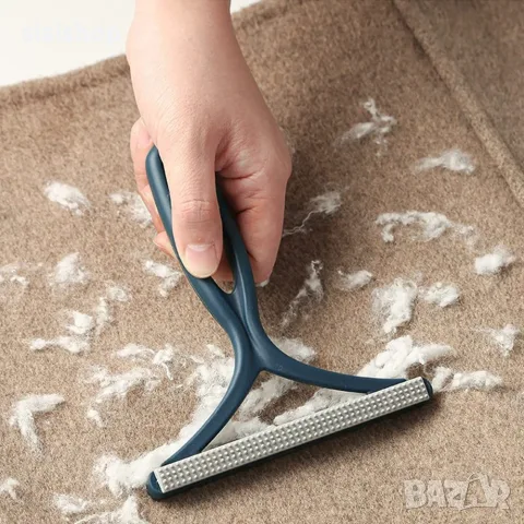 Четка за почистване на мъхчета и косми 3829