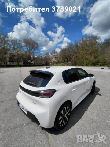Продавам Пежо 208 1.2 110 HYBRID , снимка 12 - Автомобили и джипове - 54137086