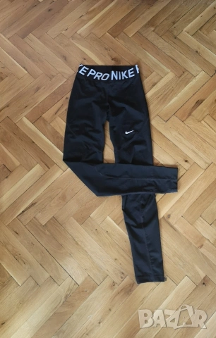 Оригинален дамски клин Nike pro размер S 