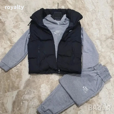 Nike Нов Черен Дамски Елек Найк , снимка 2 - Елеци - 54391659