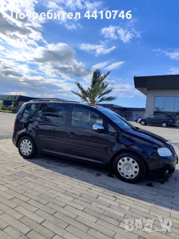 Продавам Volkswagen Touran 2.0 TDI HIGHLINE , снимка 4 - Автомобили и джипове - 54740041
