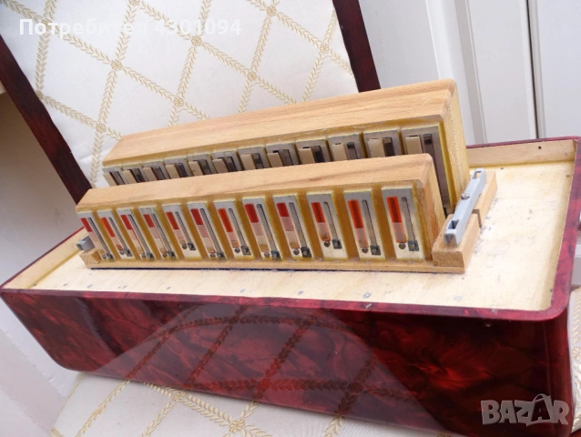 Тарги (колони) за акордеон Велтмайстер Стела 60 баса, снимка 7 - Акордеони - 54056819