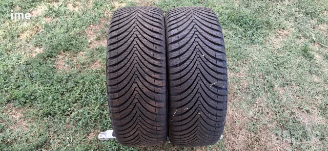 2бр всесезонни гуми 215/45R17. Kumho Solus. DOT 1025. 8 мм дълбочина на шарката. Като нови...., снимка 10 - Гуми и джанти - 55318024