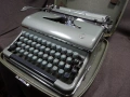 СТАРА РЕТРО ПОРТАТИВНА ПИШЕЩА МАШИНА TORPEDO 18 GERMANY, снимка 3