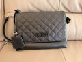 Дамска чанта Guess, снимка 1