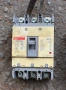 Трифазни автоматични прекъсвачи LS MCCB – 225A и 100A, снимка 3