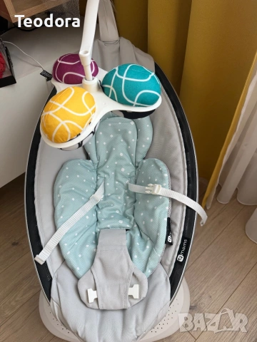 Бебешка електрическа люлка 4moms MamaRoo 4.0, снимка 2 - Детски люлки - 55173320