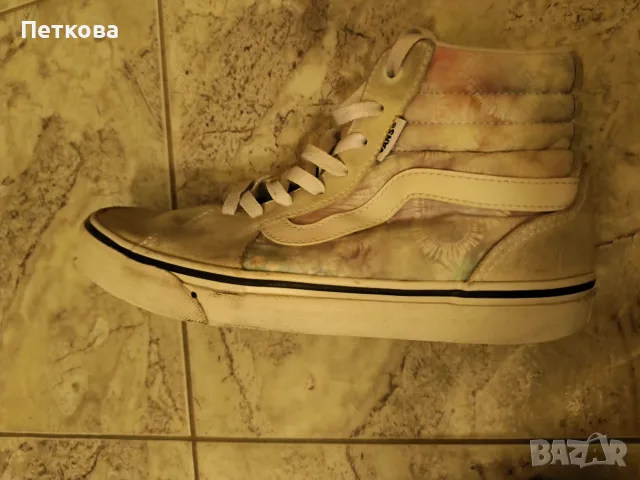 Запазени дамски маратонки Vans, снимка 5 - Маратонки - 55354037