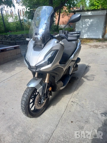 Honda adv 350 