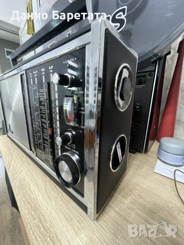 Grunding Satellit 6000, снимка 3 - Радиокасетофони, транзистори - 55643045
