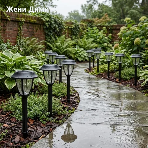 Комплект соларни градински лампи 10 броя - LED външни фенери IP44, снимка 2 - Соларни лампи - 55546561