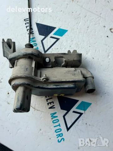 1ea927282 моторче за ръчна спирачка задно дясно от Volkswagen ID.3 Pro, снимка 3 - Части - 55344040