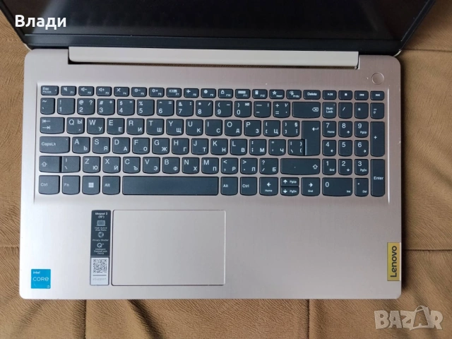 Lenovo Ideapad 3 15ITL6 15.6" FHD Intel i3-1115G4 8GB 512 GB SSD отлична батерия , снимка 2 - Лаптопи за дома - 54028729